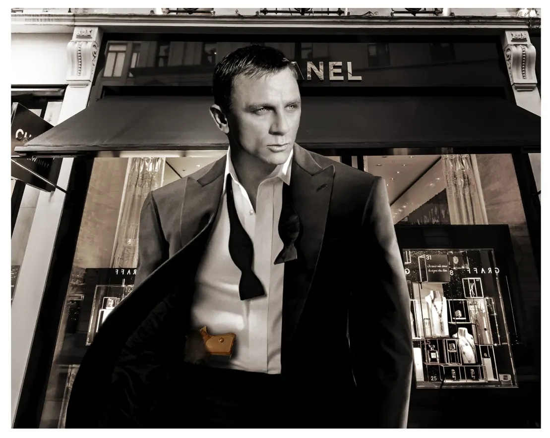 MI6 – Daniel Craig,